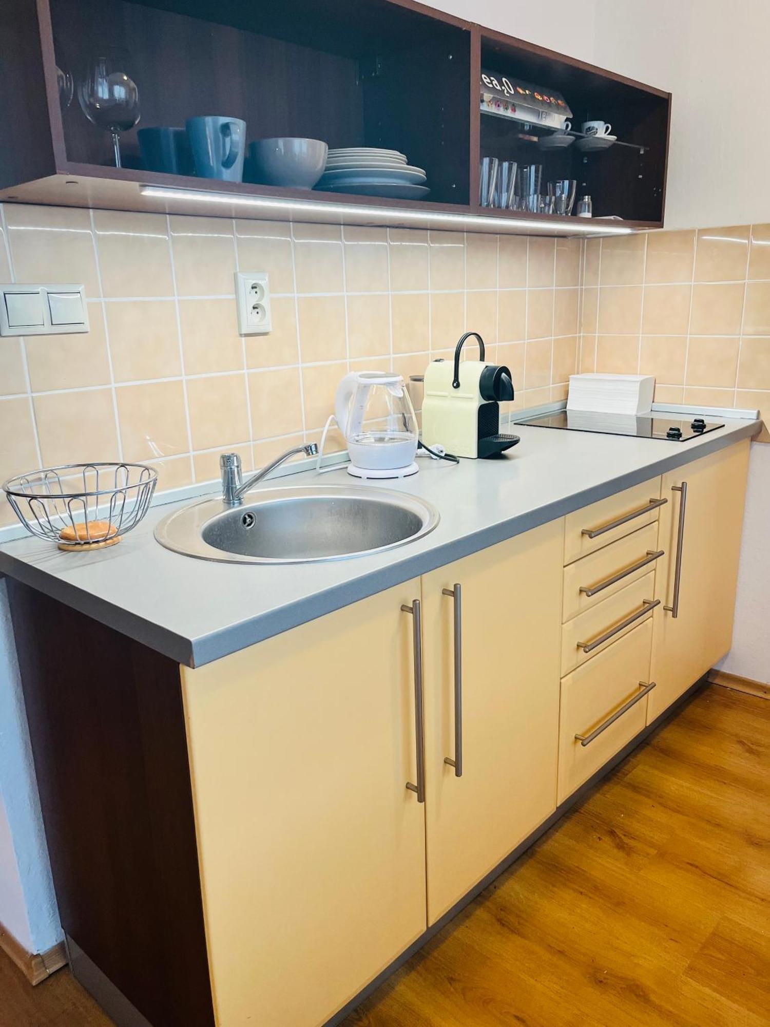 Charming Studio In The Old Town Apartment Bratislava Bagian luar foto