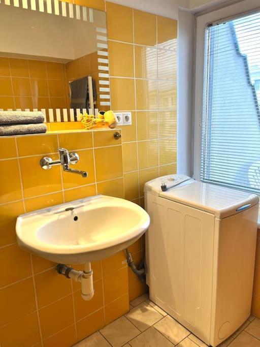 Charming Studio In The Old Town Apartment Bratislava Bagian luar foto
